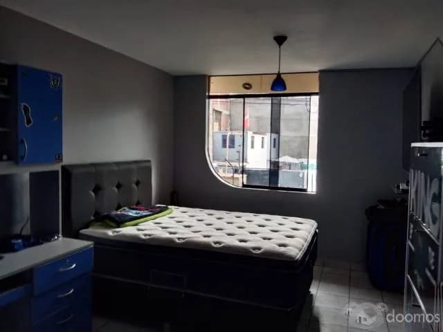 LINDA CASA EN SURCO FRENTE A PARQUE — foto 5