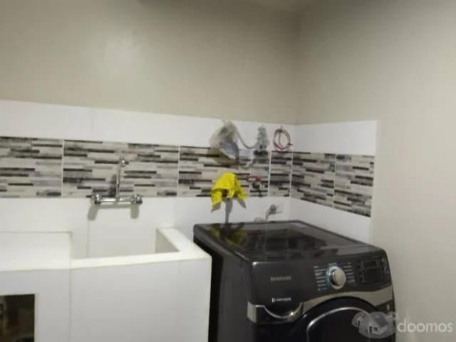 LINDA CASA EN SURCO FRENTE A PARQUE — foto 8