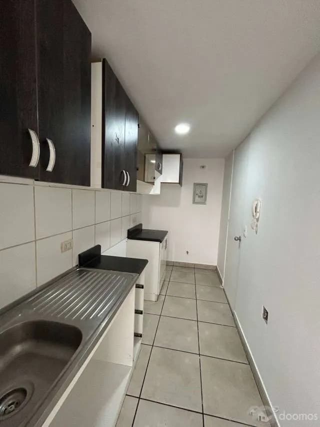 VENDO INMUEBLE EN LA MEJOR ZONA DE COMAS — foto 1