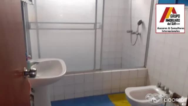 Vendo casa de 248 m² en Urb. Bancarios Chincha — foto 5
