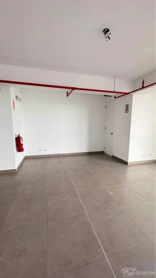 VENTA DE OFICINA EN ESTRENO — foto 7