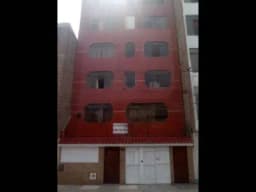 VENDO CASA DE 6 PISOS EN LOS OLIVOS, ZONA COMERCIAL A $535,000 DOLARES