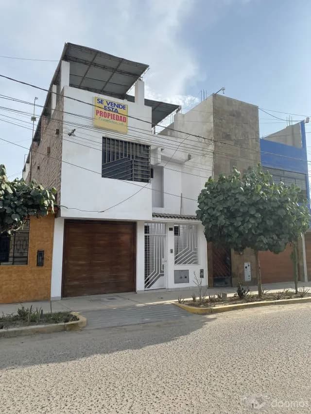 SE VENDE CASA DE 3 PISOS EN CHINCHA DE 127 M2 — foto 1