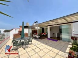 VENTA DPARTAMENTO DUPLEX EN ESQUINA EN SURCO CON VISTA A CASUARINAS