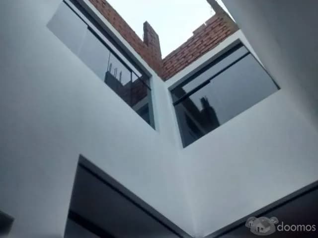 VENTA DE CASA DE 3 PISOS CON BASE PARA 5. — foto 4