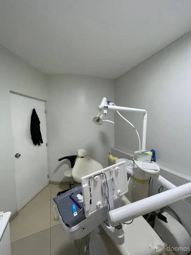 Alquiler consultorio dental equipado — foto 5