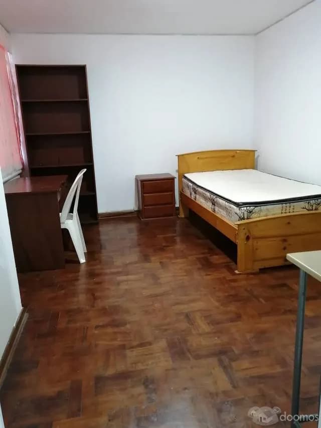 ALQUILO HABITACION  c/ baño propio — foto 2