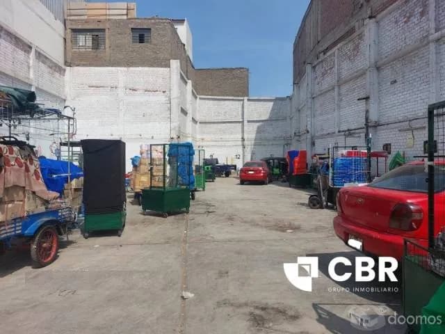 VENTA LOCAL Y/O TERRENO EN CERCADO DE LIMA — foto 1