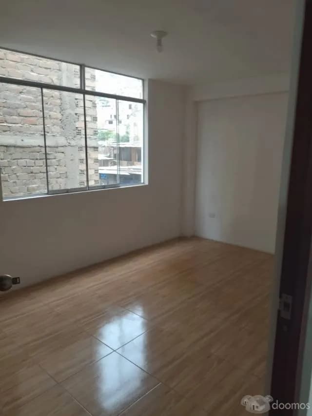 ALQUILO DEPARTAMENTO 3ER PISO URB. EL BOSQUE - RIMAC — foto 4