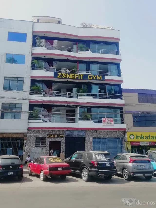 Local comercial en Surco — foto 1