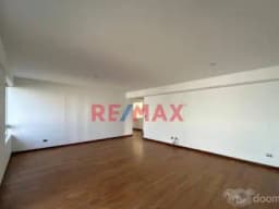 VENTA DEL DEPARTAMENTO EN SAN ISIDRO AV. GUARDIA CIVIL EN QUINTO PISO, CON VISTA Y SALIDA AL PARQUE