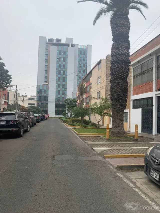 ALQUILER DE LOCAL EN JESUS MARIA — foto 1