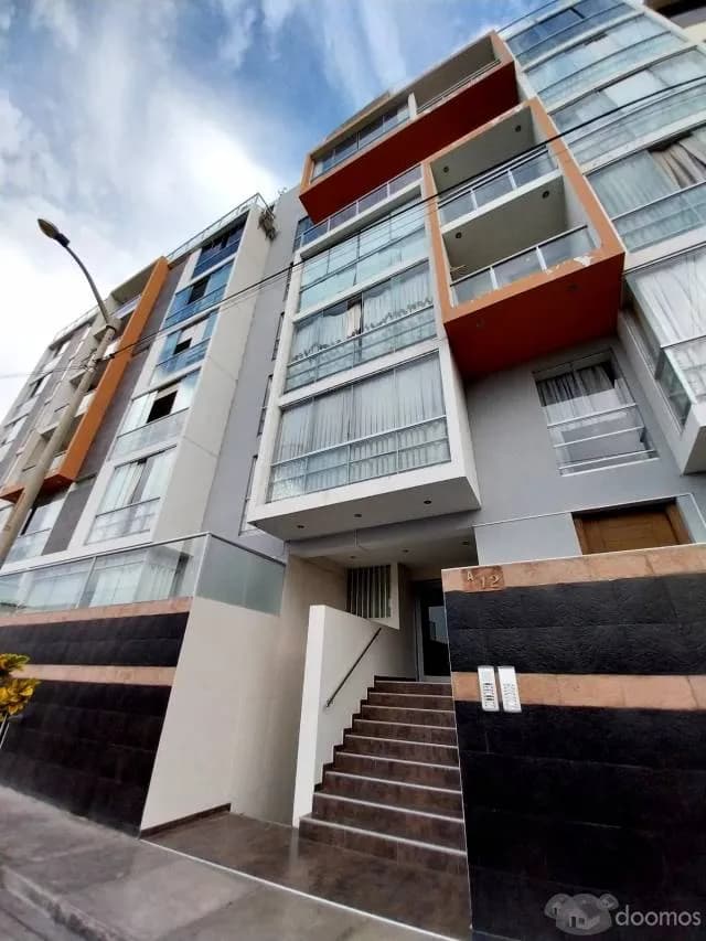 vendo departamento URB.El Golf — foto 6