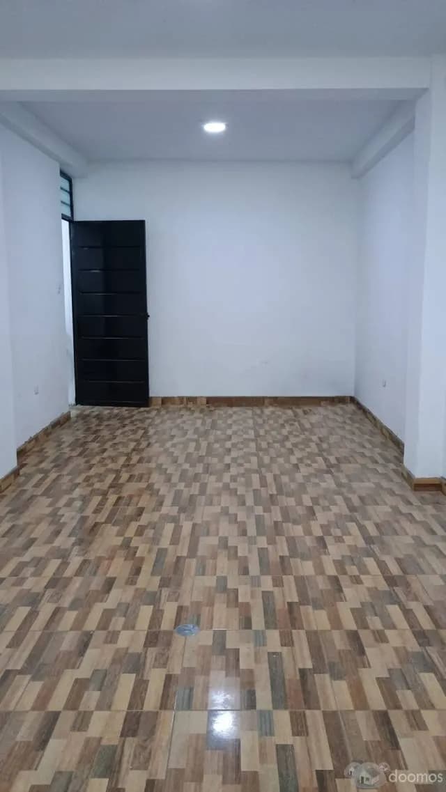 ALQUILO LOCAL CARABAYLLO PRIMER PISO CON BAÑO DE ESTRENO — foto 2