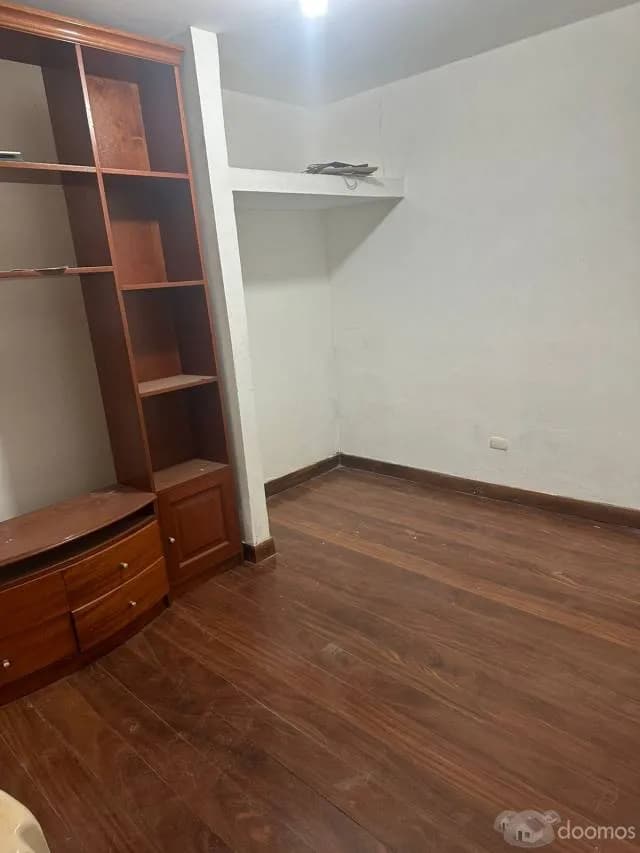SE VENDE CASA DE 126 M2 EN LOS OLIVOS — foto 8