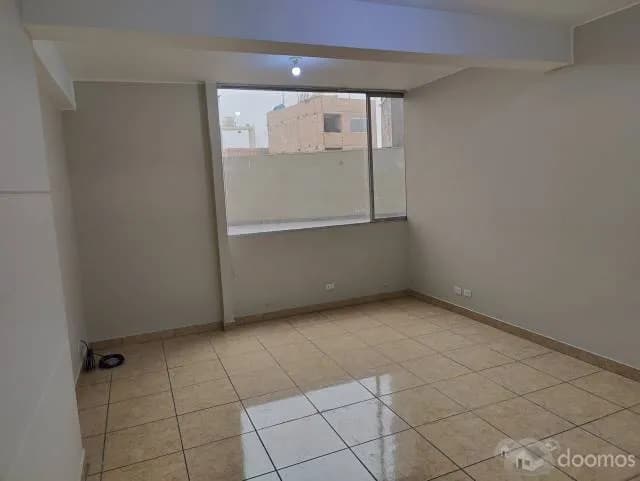 Vendo acogedor departamento en Cercado de Lima — foto 1