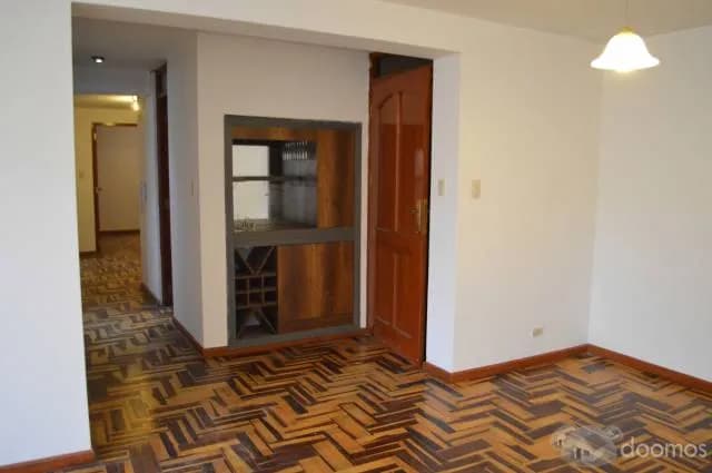 Venta Departamento Cochera y amplia terraza — foto 3