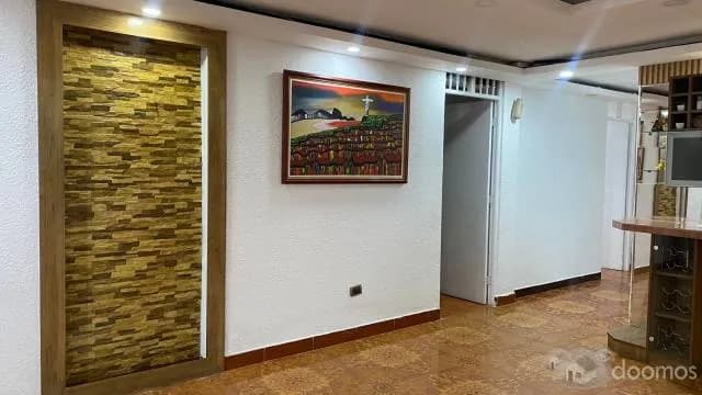 ALQUILER DE AMPLIO Y BONITO DEPARTAMENTO EN COMAS — foto 2