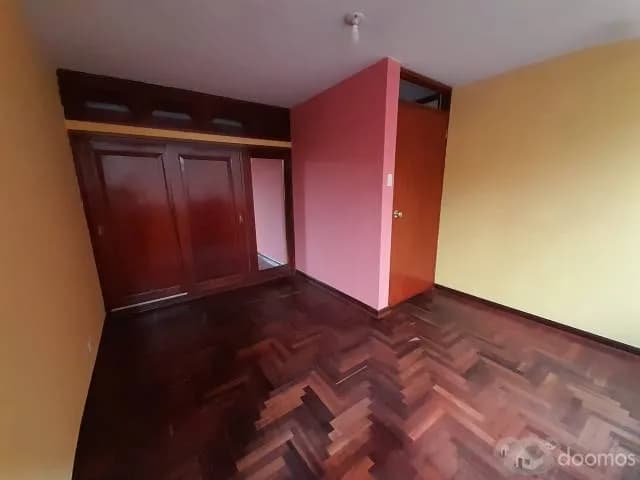 Alquilo departamento en Comas — foto 1