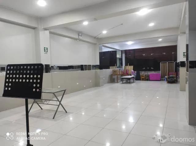 Local comercial 200m2 — foto 2