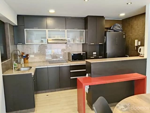 PRIMER PISO CON TERRAZA - VALLE HERMOSO - SURCO — foto 3