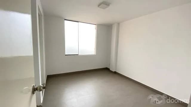 Se Vende Departamento en Av. Manuel Olguin – Surco — foto 3