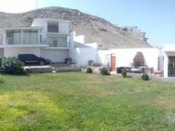 Venta de casa en condominio exclusivo  -   CIENEGUILLA