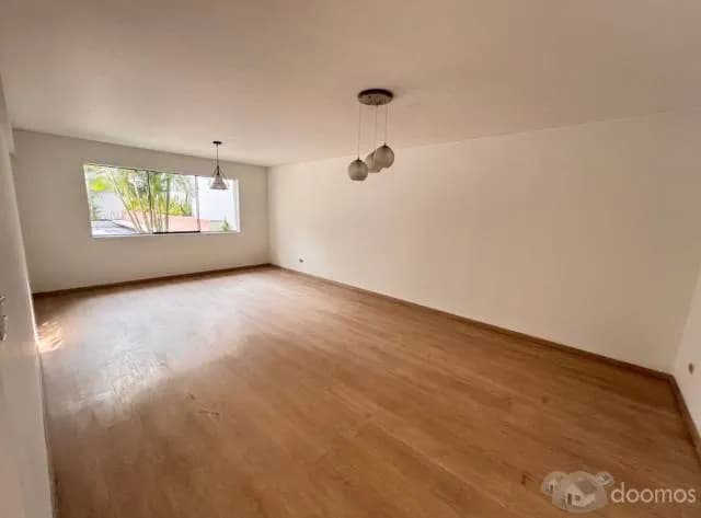Venta de Departamento en 1er Piso, con Espacio Terraza, y Estacionamiento — foto 8