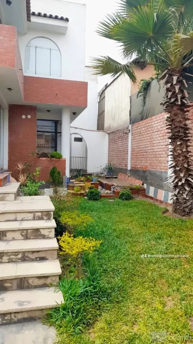 VENTA DE CASA EN LA MOLINA - A PRECIO DE TERRENO — foto 4