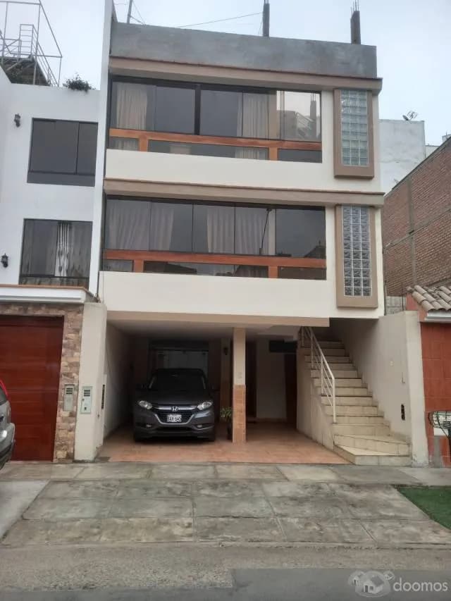 DEPA PRIMER PISO CON COCHERA EN ZONA RESIDENCIAL SURCO — foto 3