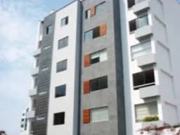 Vendo departamento en La Calera en Surquillo por Viaje