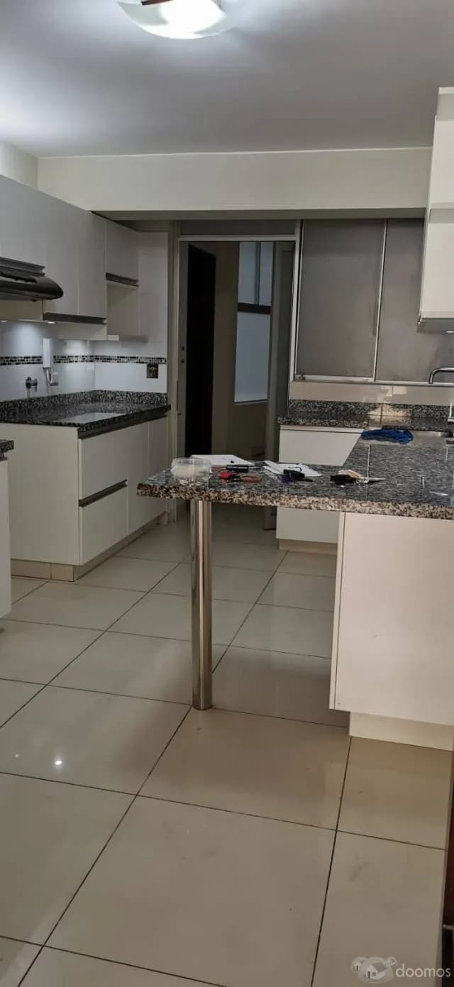 Alquiler de amplio departamento en San Isidro - Lima — foto 4