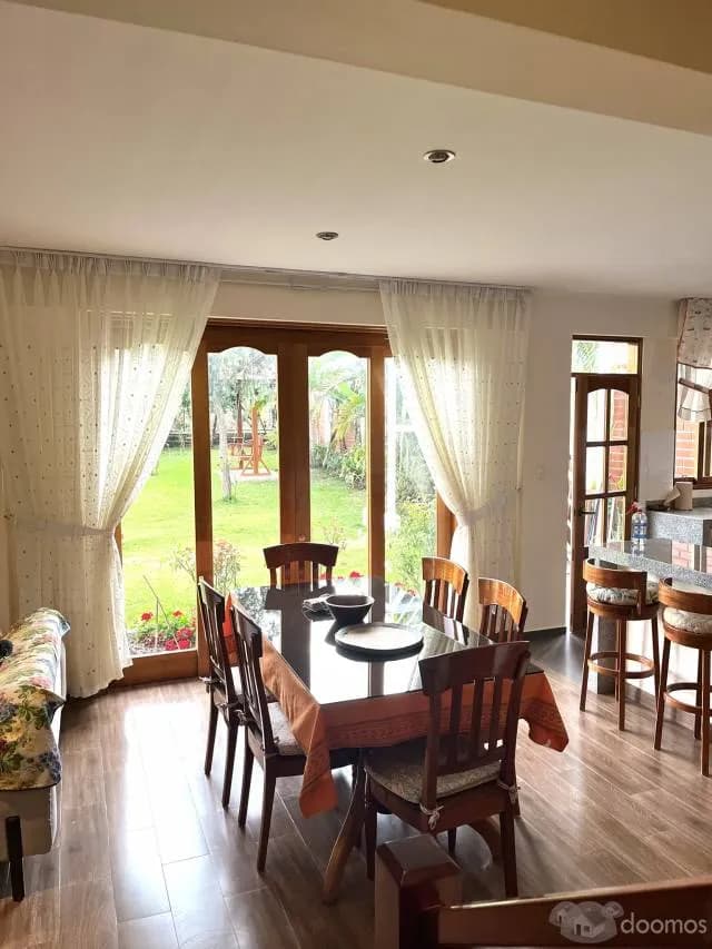 Alquiler de casa de campo con amplio jardín — foto 4