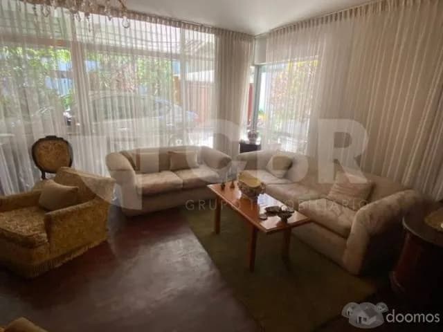 VENTA CASA EN MIRAFLORES — foto 2