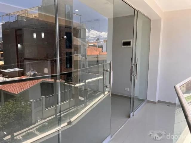 Lindos Flats Urb. La Merced cerca a la Alameda Traverso — foto 3