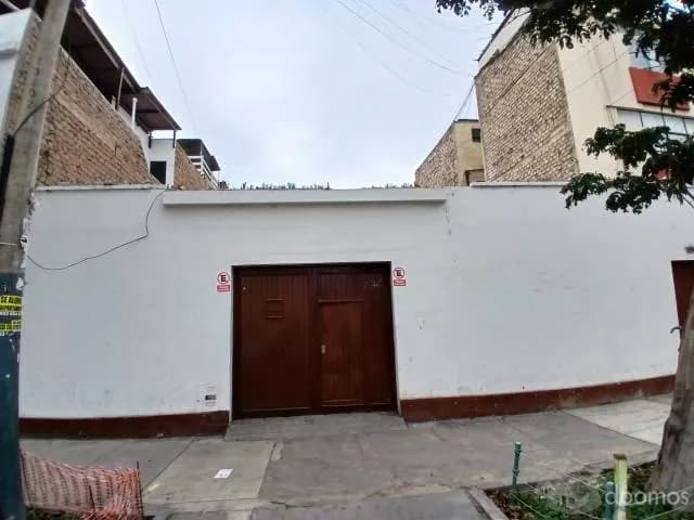 SE VENDE PREDIO COMO TERRENO — foto 2