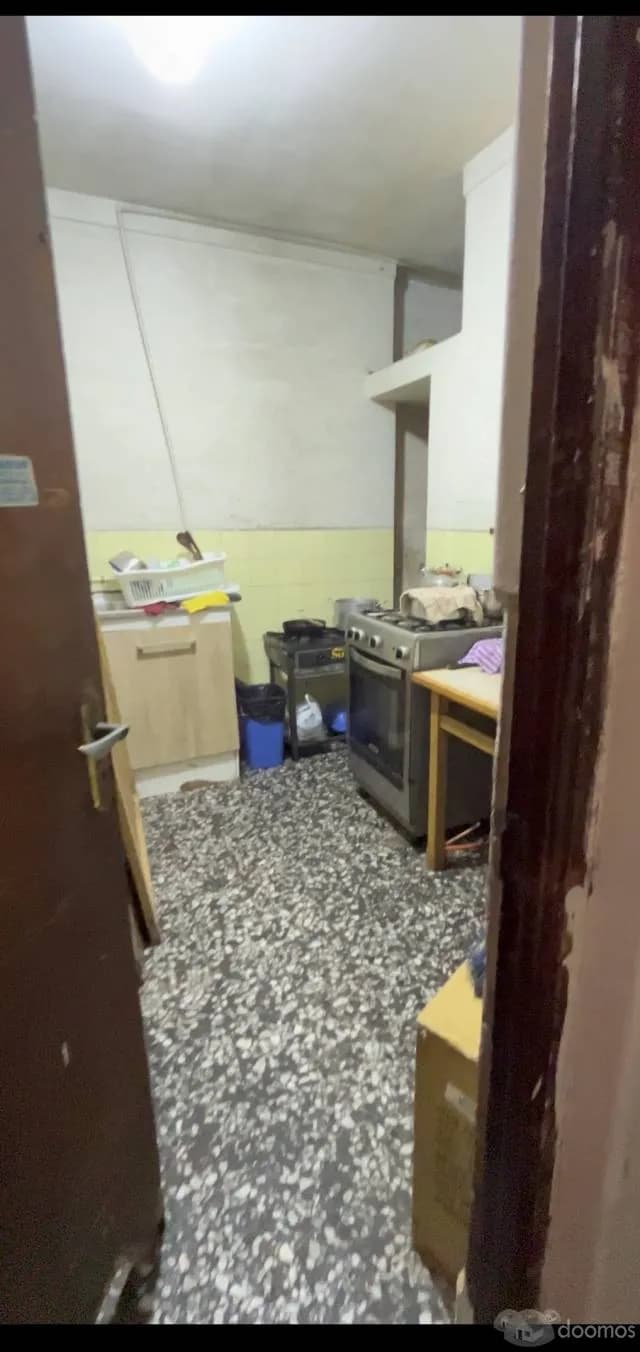 En Venta!!! Local comercial o Dpto en Gamarra — foto 1