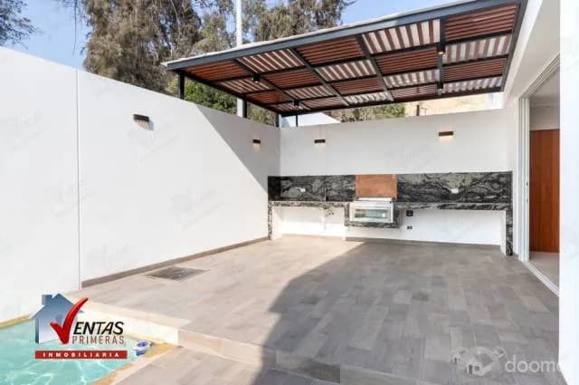VENTA DE CASA DE ESTRENO EN LA RINCONADA DEL LAGO, LA MOLINA — foto 3