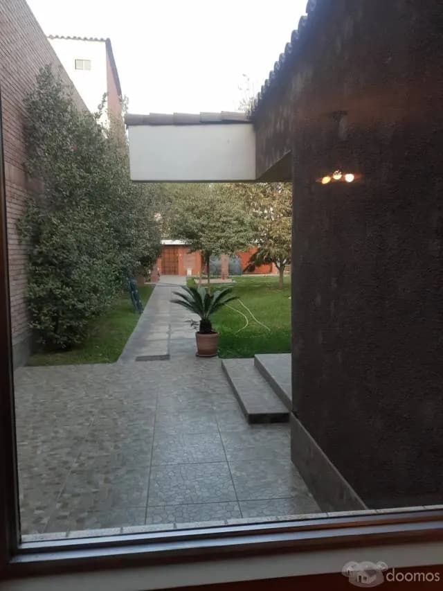 Vendo Casa en Av. Los Cedros cuadra 14 - Chacalacayo — foto 8
