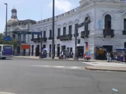 Vendo Inmueble en Plaza Bolognesi con Alfonso Ugarte - Breña