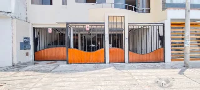 ALQUILO DPTO 3ER PISO, VISTA  A PARQUE C/COCHERA URB. SAN LUIS DE CALIFORNIA — foto 10