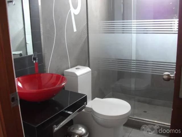 POR VIAJE VENDO MODERNO DUPLEX PENTHOUSE FRENTE A PARQUE, ACABADOS DE 1era CALIDAD en URBANIZACIÓN HIGUERETA — foto 7