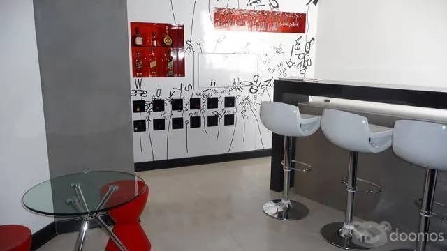 POR VIAJE VENDO MODERNO DUPLEX PENTHOUSE FRENTE A PARQUE, ACABADOS DE 1era CALIDAD en URBANIZACIÓN HIGUERETA — foto 8