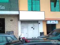 Local Comercial Los Olivos Izaguirre con Alfredo Mendiola