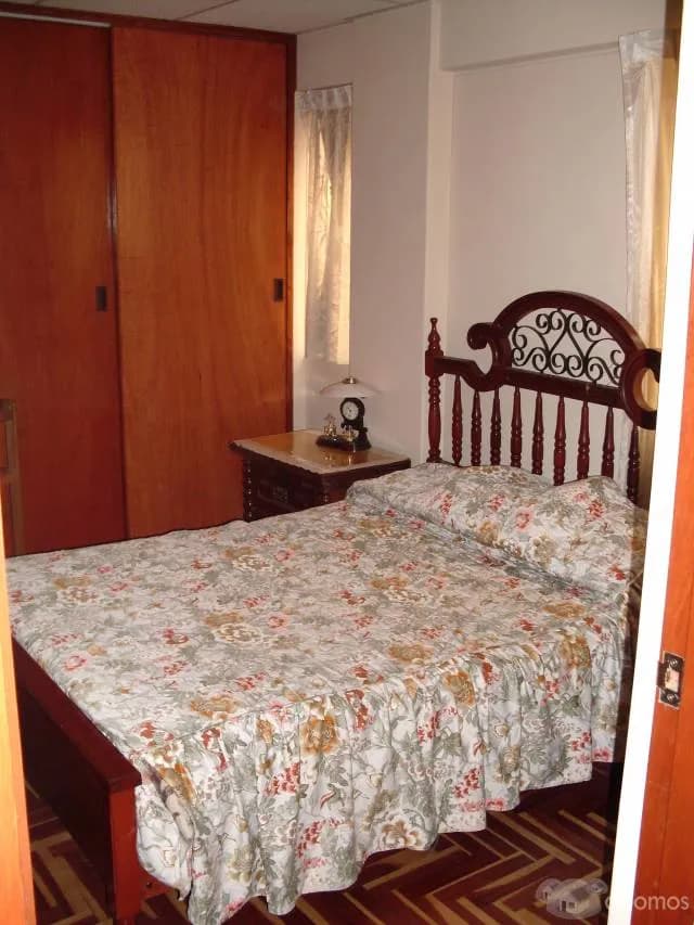 Vendo Departamento Duplex En residencial Cuatro Torres — foto 4