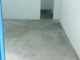 ALQUILO LOCAL EN ZONA INDUSTRIAL PUERTA ADENTRO (INTERIOR)