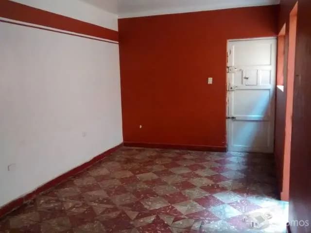 VENDO DPTO EN PRIMER PISO 2 DORMITORIOS CON PATIO — foto 1