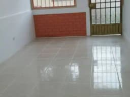 Alquiler ¡Hermosa Casa de Estreno: Seguridad y Comodidad!