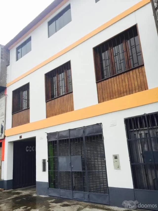 Local Comercial en Ate en Alquiler 680 m2 — foto 1