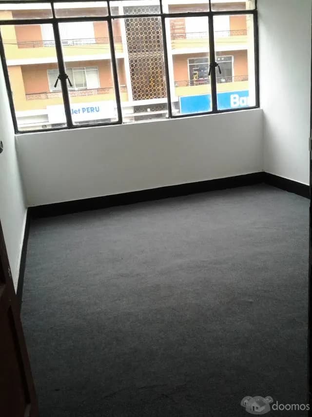 alquilo espacio en el corazon de lince, ideal para oficina — foto 1